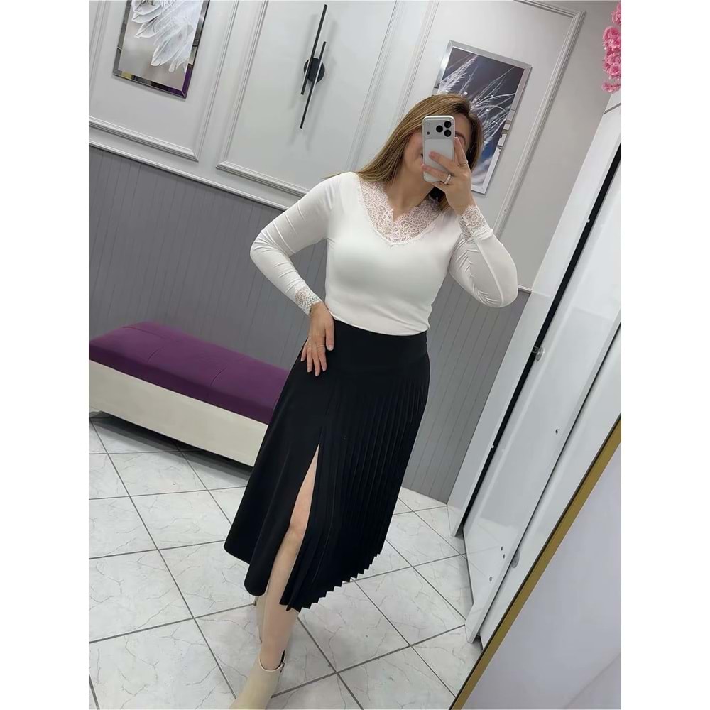 Dantel detay V Yaka Tşört - Zümra Butik - BEYAZ - M