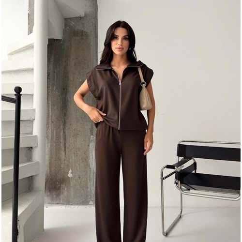 Yelekli Takım - Zümra Butik - KAHVERENGİ - L