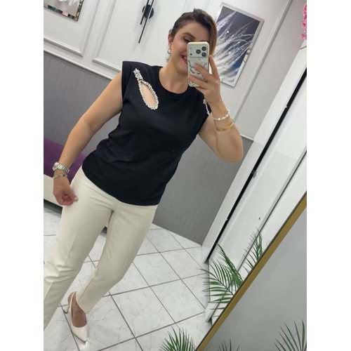 DAMLA TAŞ TŞÖRT - Zümra Butik - SİYAH - L