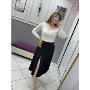 Dantel detay V Yaka Tşört - Zümra Butik - BEYAZ - M